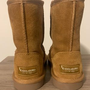 Brand new unworn KOOLABURRA by UGG boots size 13.